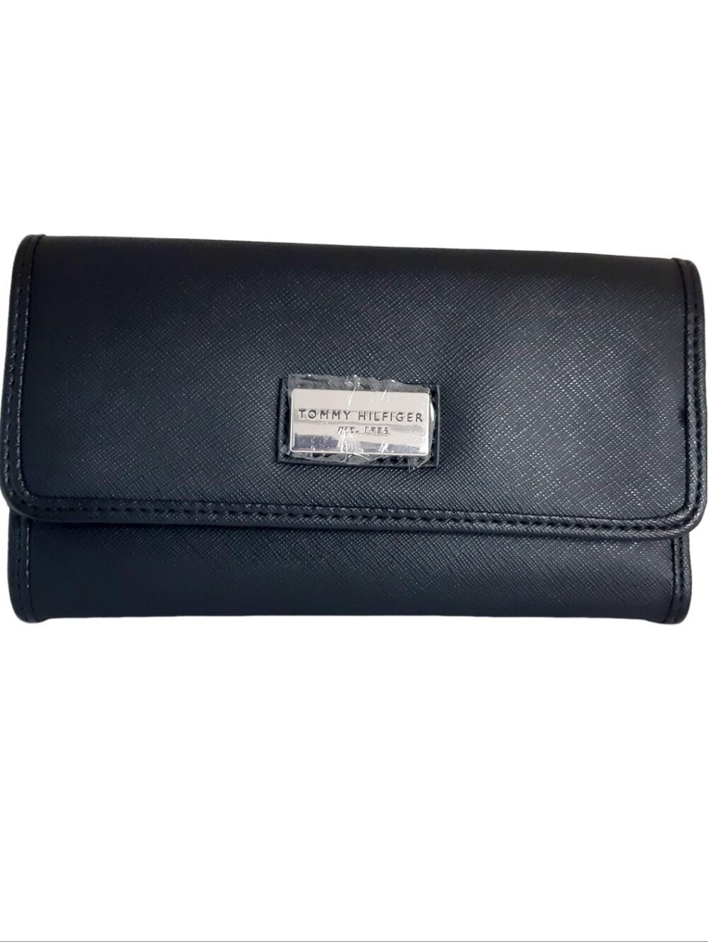 Tommy Hilfiger Women's Zipped Wallet